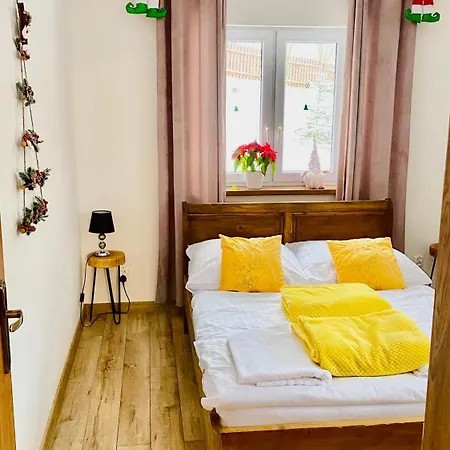 Holiday home Na Wylacznosc Sloneczne Wzgorze W Karkonoszach - Sauna - Kominek